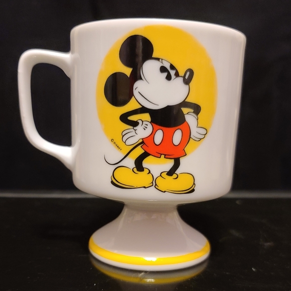Vintage Mickey Mouse cup - Picture 1 of 5
